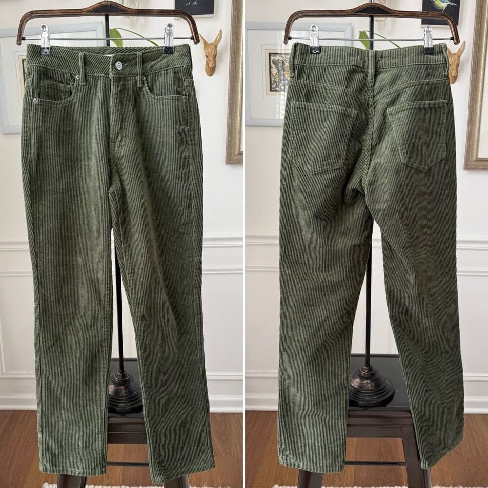 Pacsun Dark Green Wide Wale Corduroy Mom Jean Pants 23
